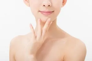 【お顔のシミ・シワ・タルミ・ニキビなどの悩みルフレで解決しませんか?】